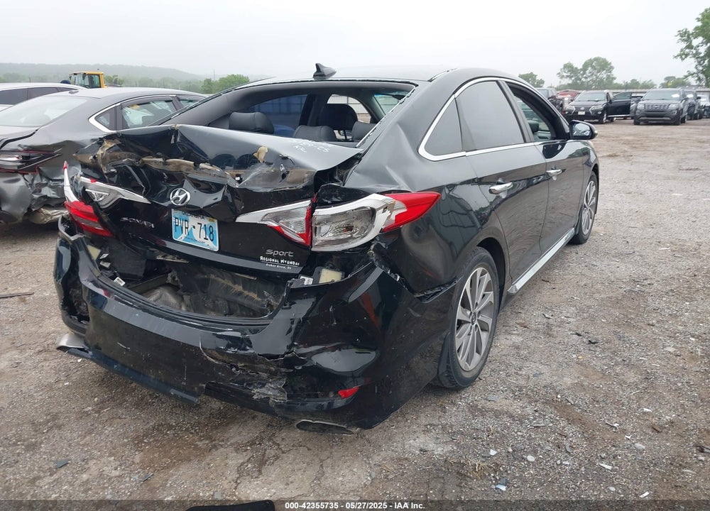 2015 HYUNDAI SONATA SPORT VIN: 5NPE34AF4FH167870