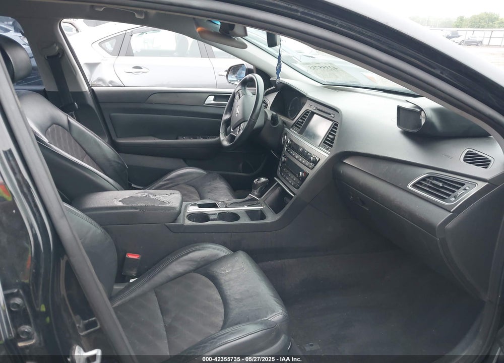 2015 HYUNDAI SONATA SPORT VIN: 5NPE34AF4FH167870