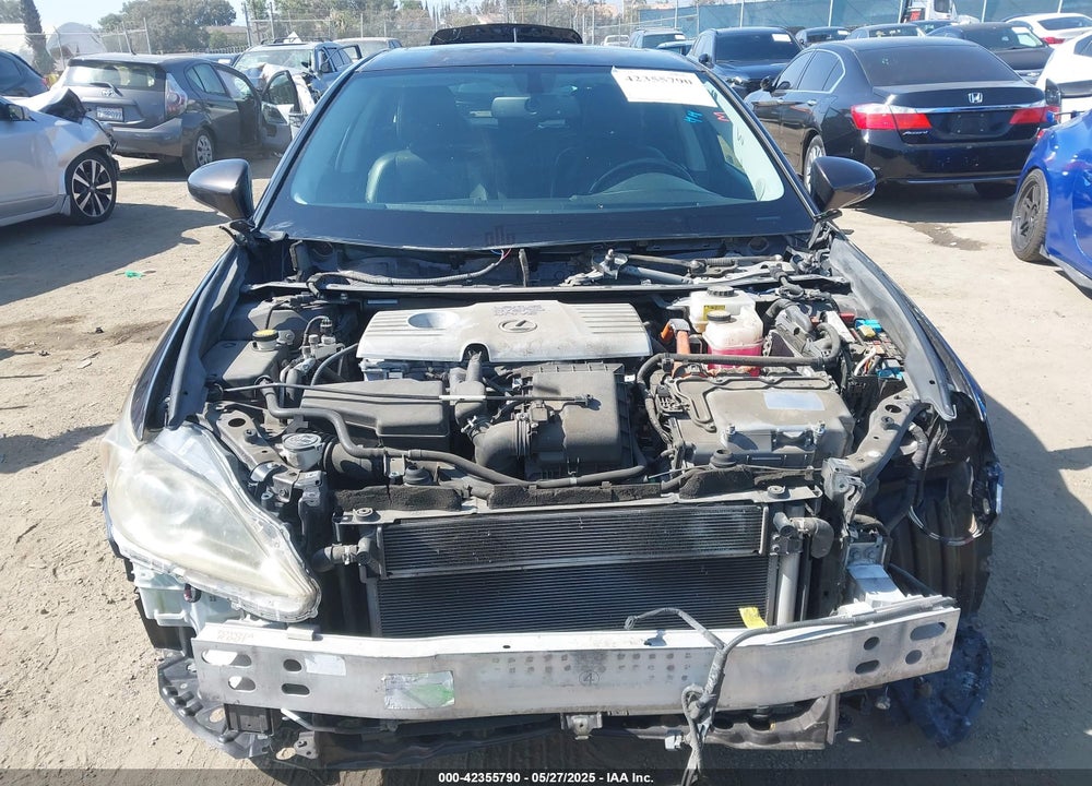 2011 LEXUS CT 200H VIN: JTHKD5BH4B2037605