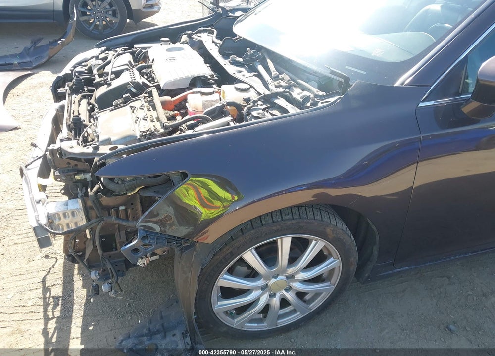 2011 LEXUS CT 200H VIN: JTHKD5BH4B2037605