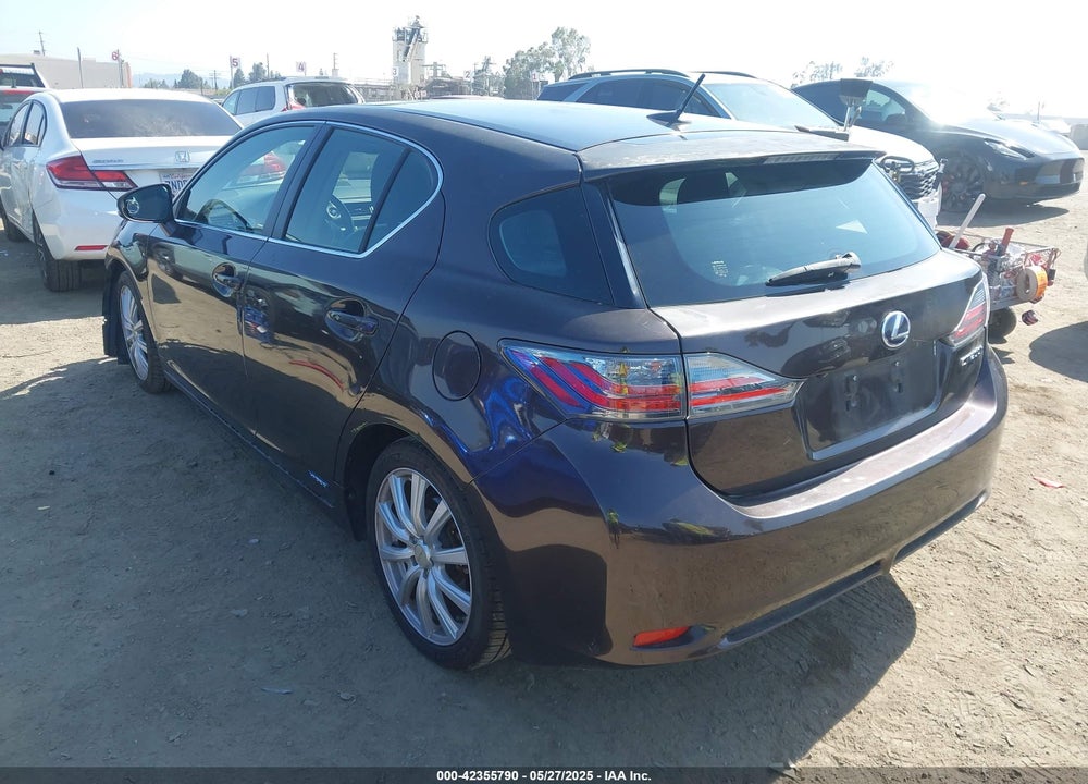 2011 LEXUS CT 200H VIN: JTHKD5BH4B2037605