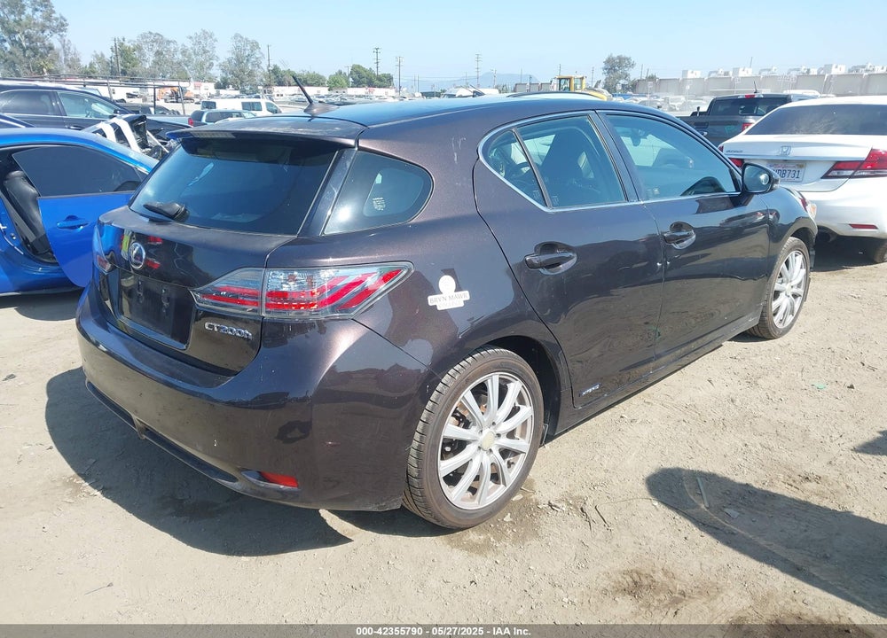 2011 LEXUS CT 200H VIN: JTHKD5BH4B2037605