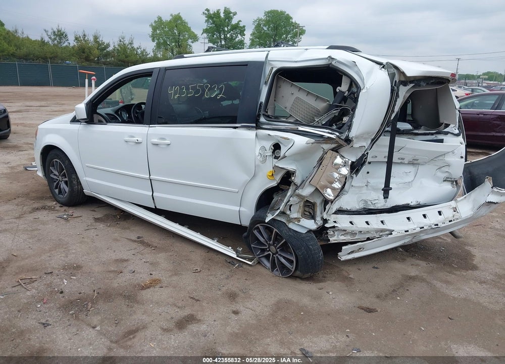 2017 DODGE GRAND CARAVAN SXT VIN: 2C4RDGCG8HR589846