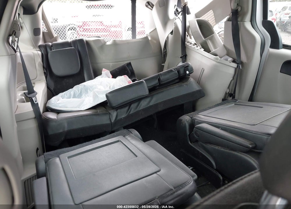 2017 DODGE GRAND CARAVAN SXT VIN: 2C4RDGCG8HR589846