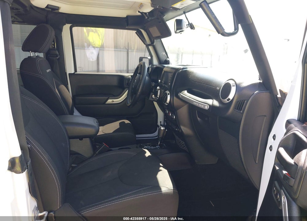 2014 JEEP WRANGLER / VIN: 1C4BJWCGXEL220575