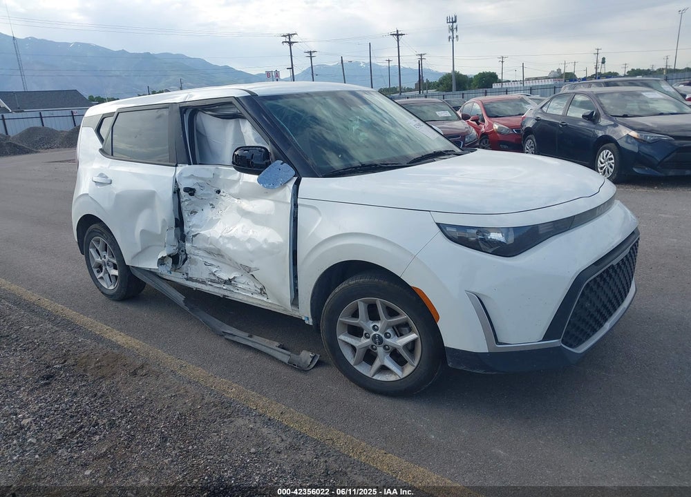 2024 KIA SOUL LX VIN: KNDJ23AU3R7230993