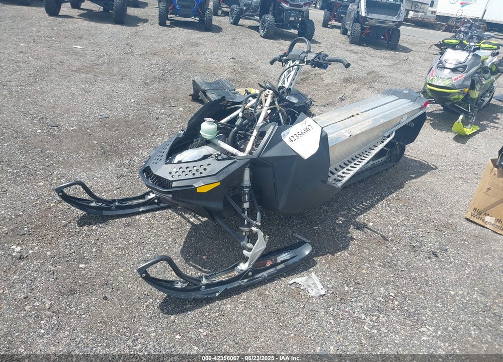 2011 SKI DOO SNOWMOBILE VIN: 2BPSCTBB4BV0000Z0