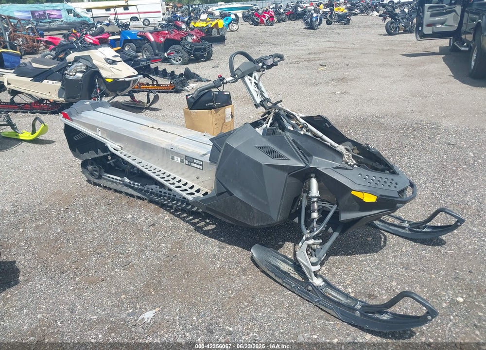 2011 SKI DOO SNOWMOBILE VIN: 2BPSCTBB4BV0000Z0