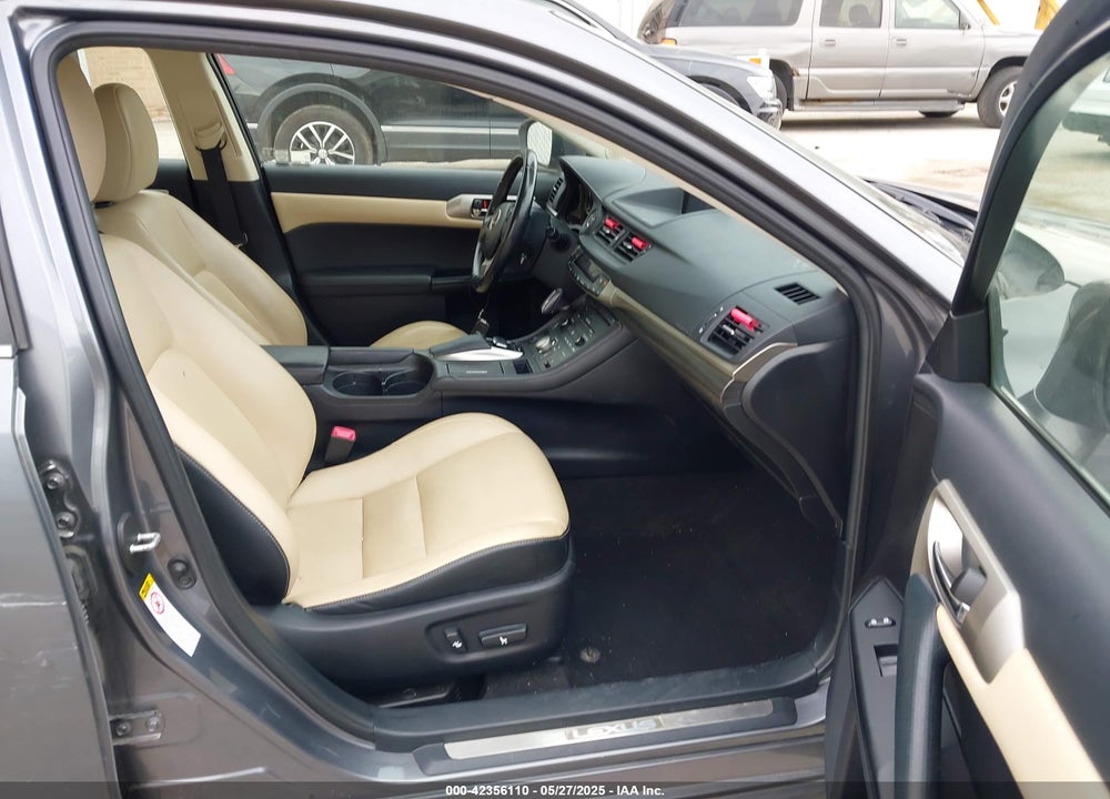 2014 LEXUS CT 200H VIN: JTHKD5BH8E2182859