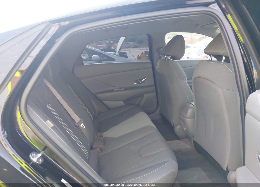 2024 HYUNDAI ELANTRA VIN: KMHLM4DG7RU732160