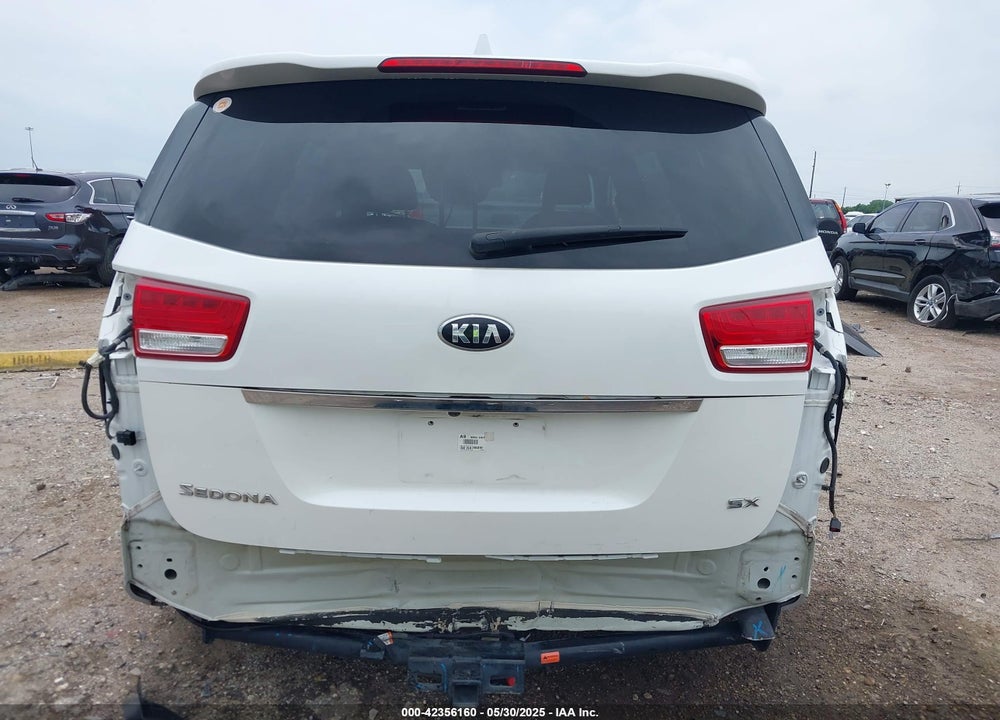 2017 KIA SEDONA SX VIN: KNDMC5C12H6337871