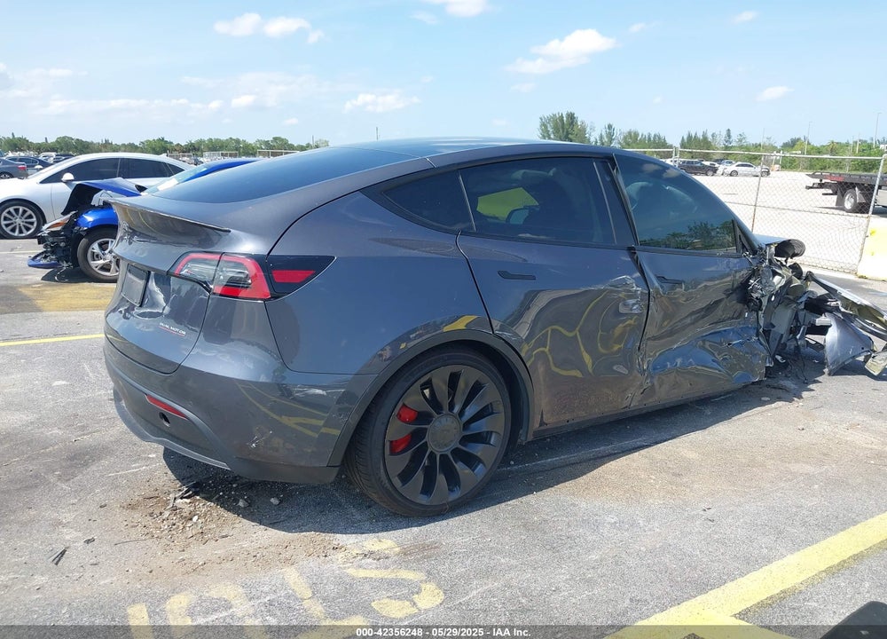 2022 TESLA MODEL Y VIN: 7SAYGDEF8NF450574