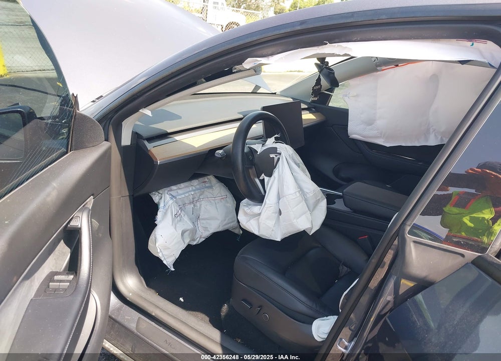 2022 TESLA MODEL Y VIN: 7SAYGDEF8NF450574
