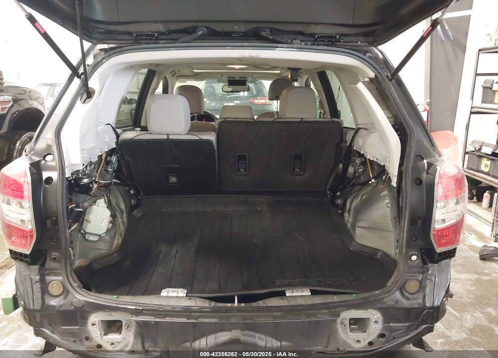 2015 SUBARU FORESTER VIN: JF2SJAHC2FH814060