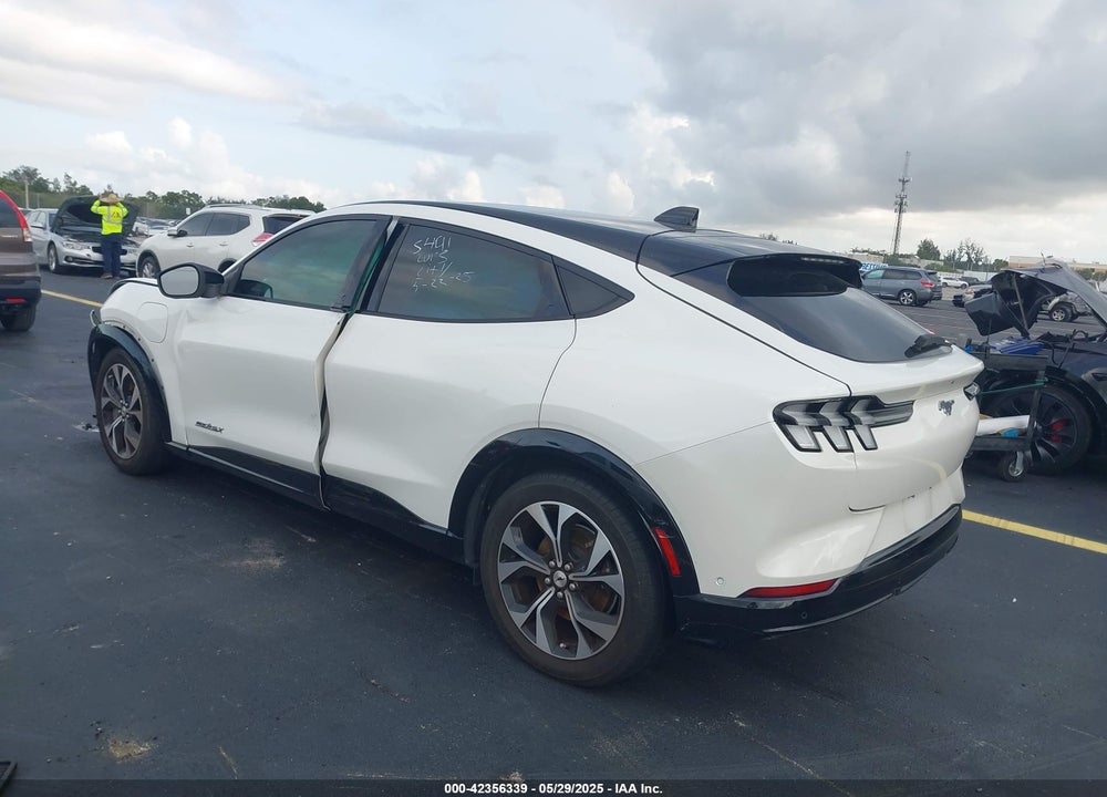 2022 FORD MUSTANG MACH-E VIN: 3FMTK3SU3NMA15441