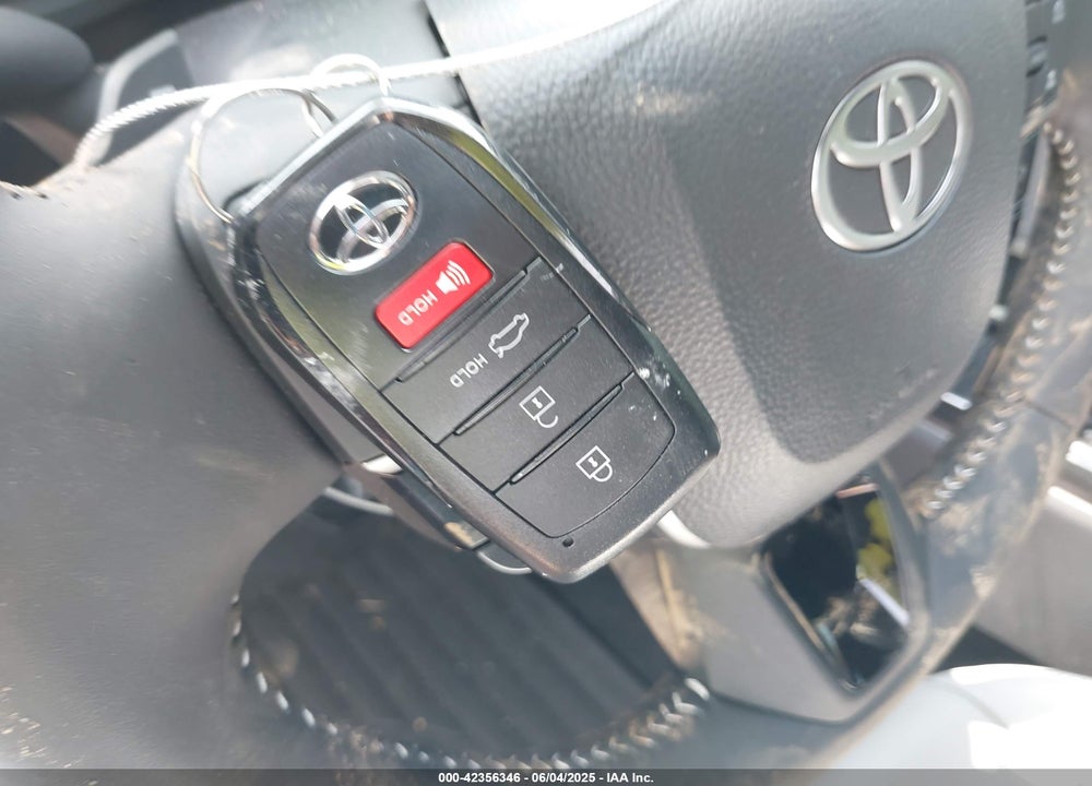 2025 TOYOTA CAMRY SE VIN: 4T1DAACK0SU114363
