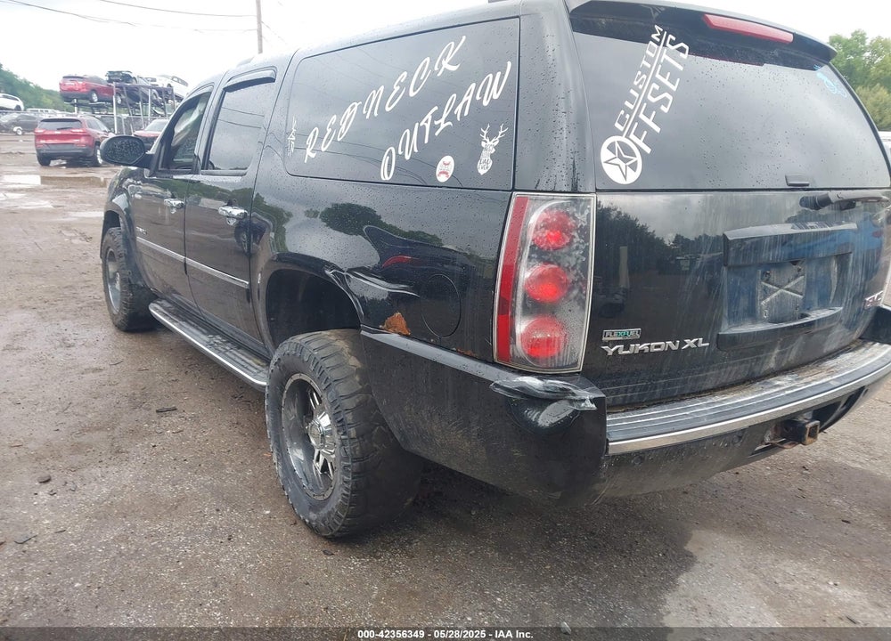 2011 GMC YUKON XL VIN: 1GKS2MEF9BR270970