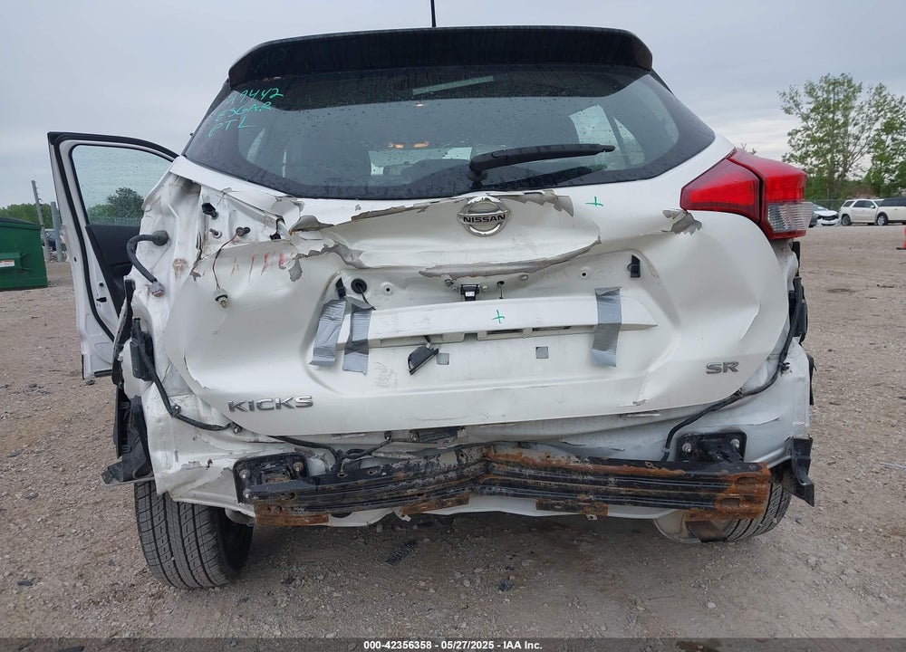 2019 NISSAN KICKS VIN: 3N1CP5CUXKL520378
