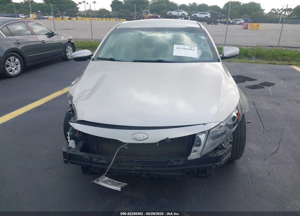 2011 KIA OPTIMA VIN: KNAGM4A79B5145708