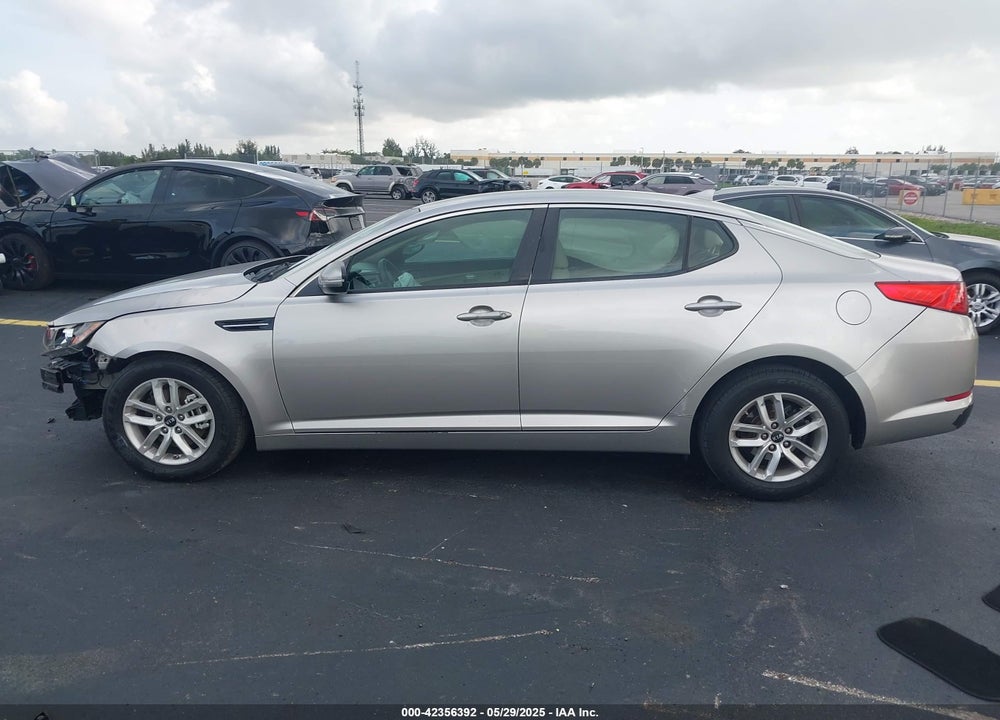 2011 KIA OPTIMA VIN: KNAGM4A79B5145708