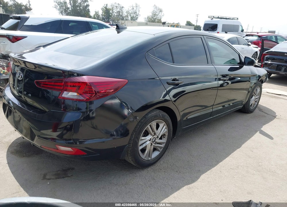 2020 HYUNDAI ELANTRA VIN: 5NPD84LF1LH524931