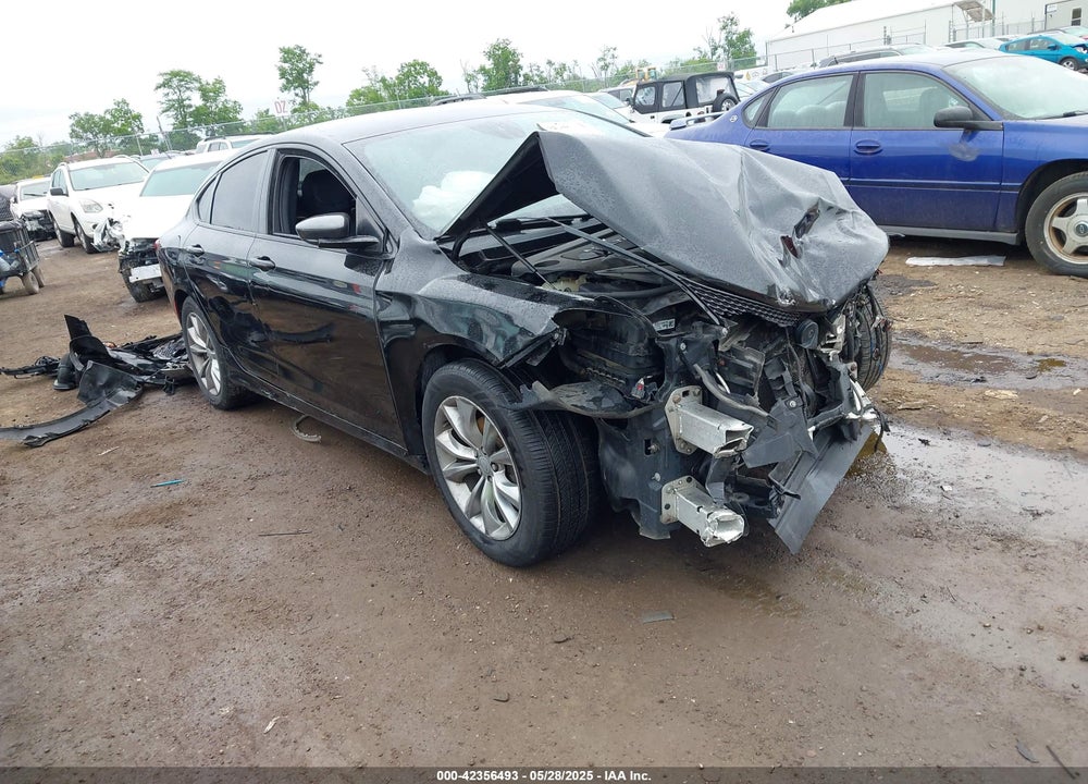2015 CHRYSLER 200 S VIN: 1C3CCCBB1FN749328