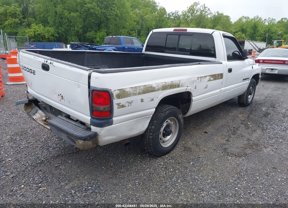 2001 DODGE RAM 1500 VIN: 1B7HC16X41S748258