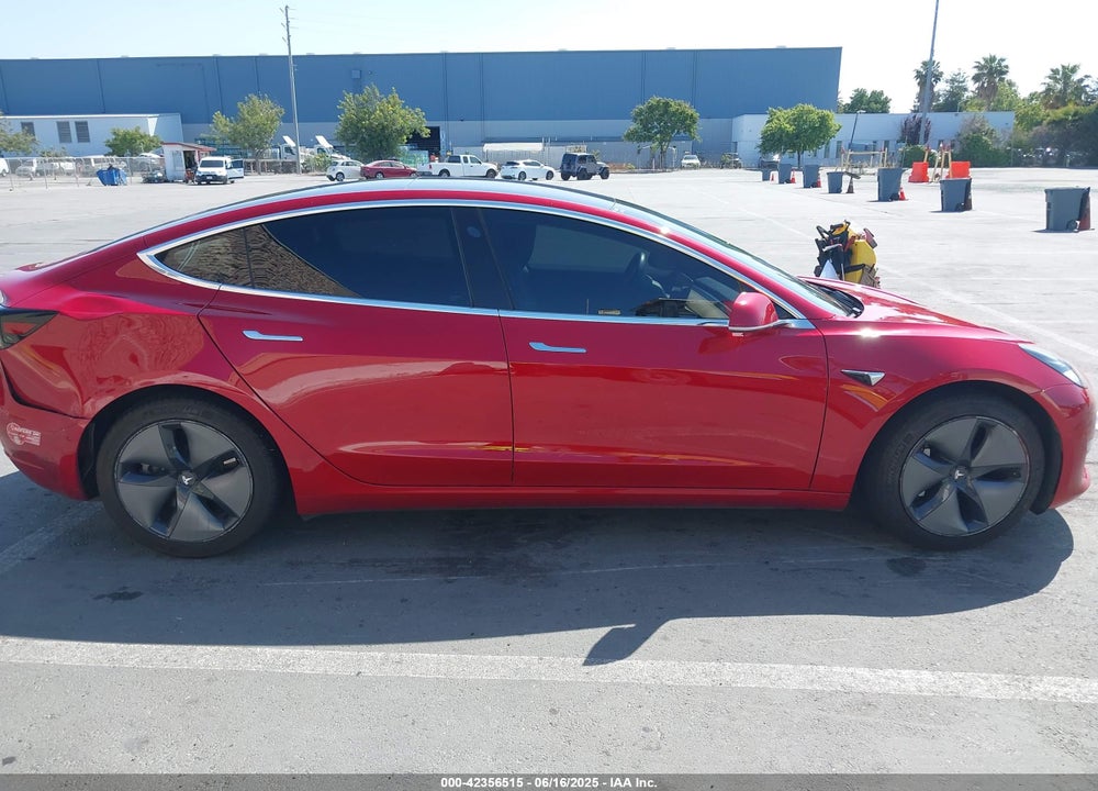 2018 TESLA MODEL 3 VIN: 5YJ3E1EA5JF039997