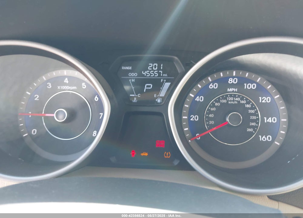 2013 HYUNDAI ELANTRA VIN: KMHDH4AE4DU536164