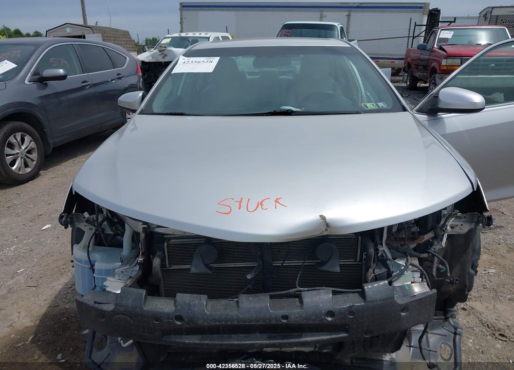 2012 TOYOTA CAMRY HYBRID LE/XLE VIN: 4T1BD1FK4CU051148