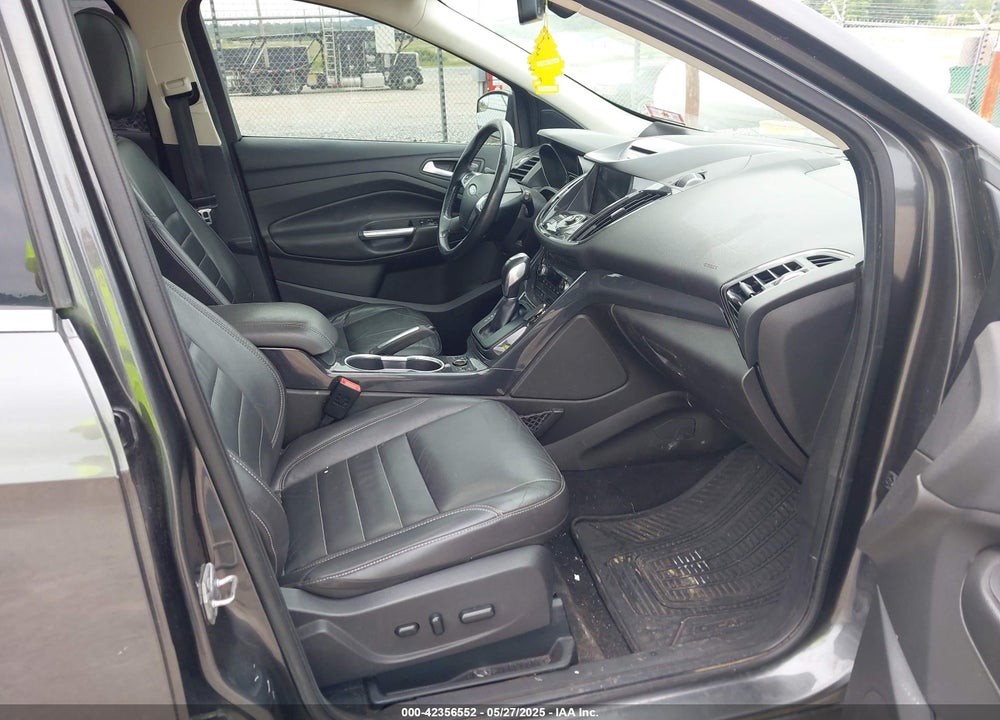 2016 FORD ESCAPE VIN: 1FMCU9J92GUC49000