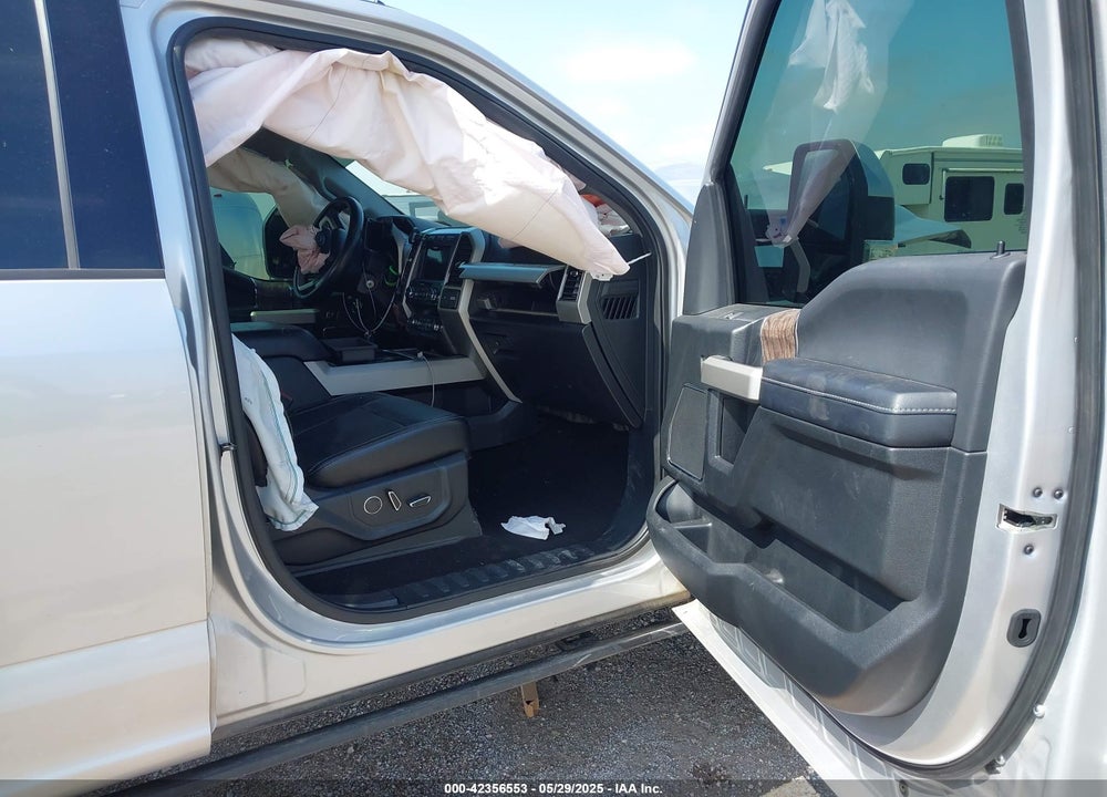 2019 FORD F-350 LARIAT VIN: 1FT8W3BT3KEF21343
