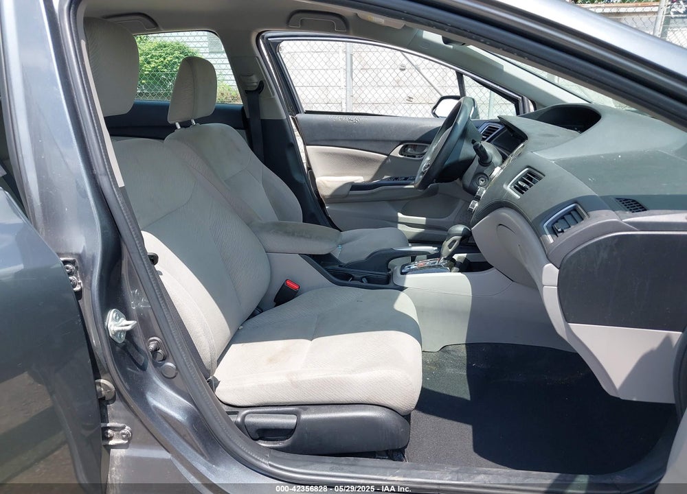 2013 HONDA CIVIC LX VIN: 19XFB2F53DE041982