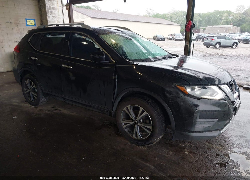 2019 NISSAN ROGUE SV VIN: 5N1AT2MV0KC767647