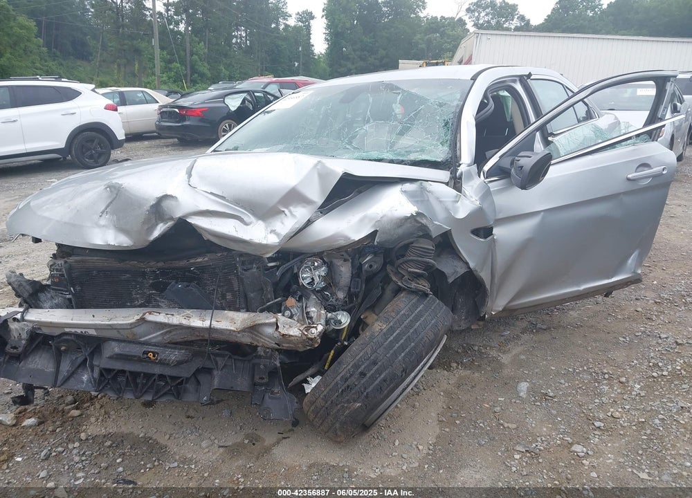 2011 FORD TAURUS VIN: 1FAHP2EW2BG147363