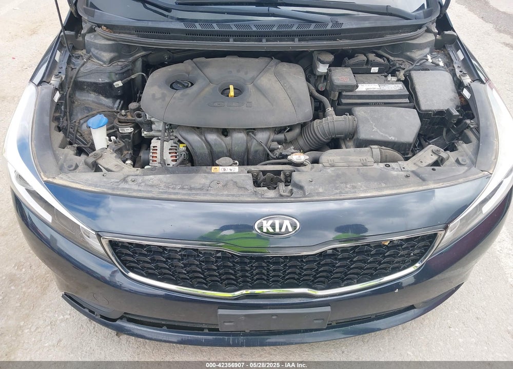2017 KIA FORTE VIN: KNAFK5A85H5693522