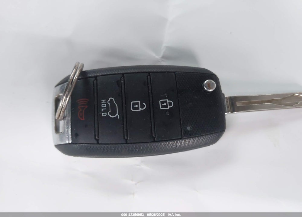 2016 KIA SEDONA VIN: KNDMA5C16G6112650