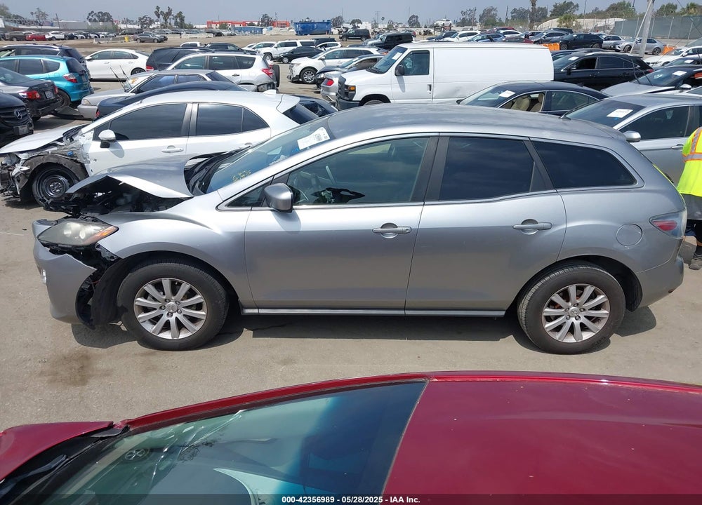 2011 MAZDA CX-7 I SV VIN: JM3ER2A55B0400180