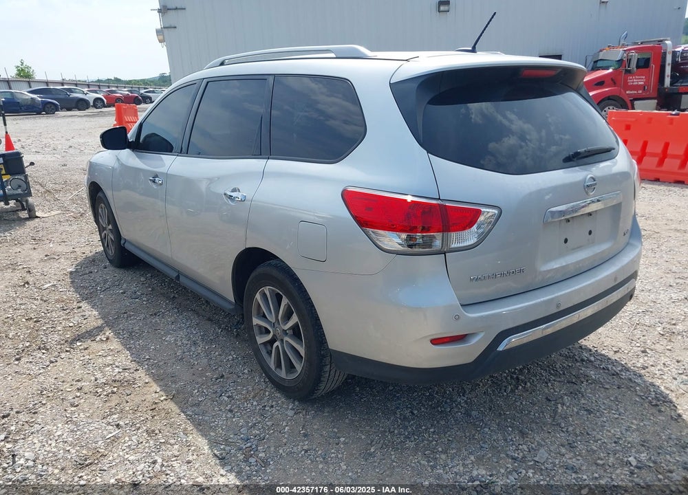 2015 NISSAN PATHFINDER VIN: 5N1AR2MN6FC607826