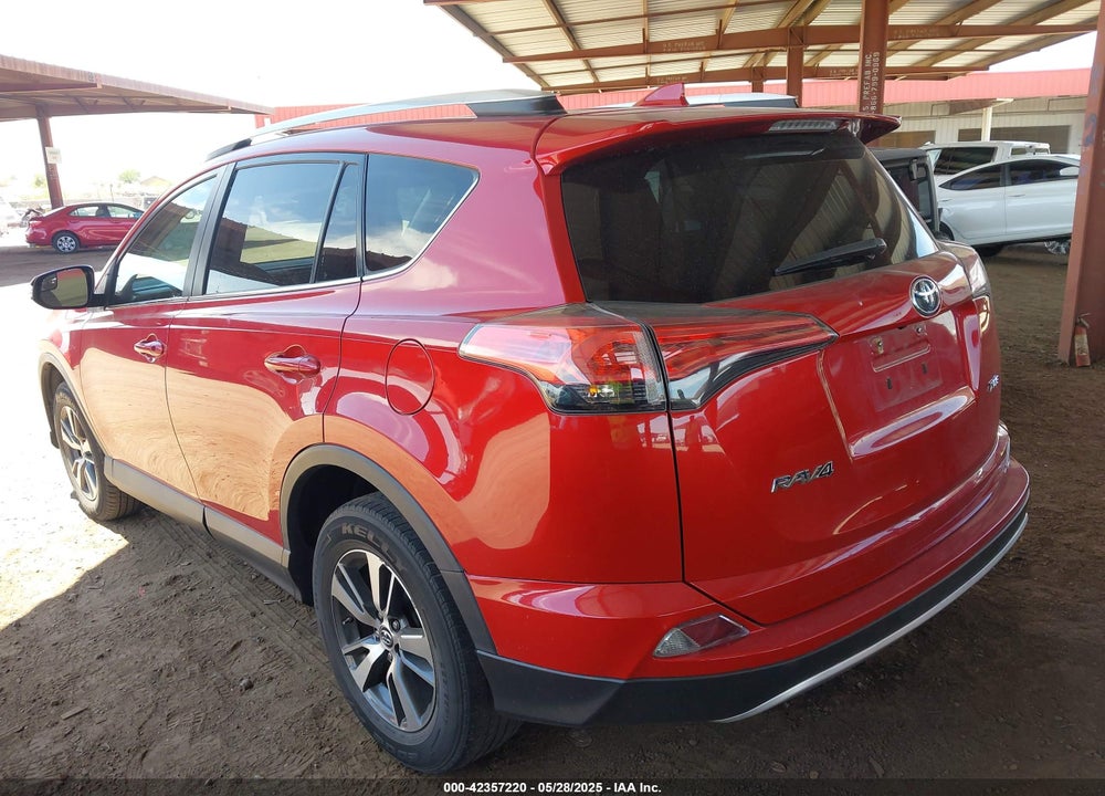 2016 TOYOTA RAV4 XLE VIN: 2T3WFREV8GW270441