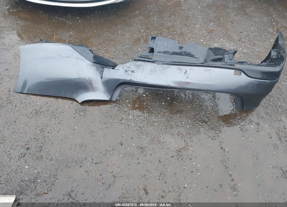 2022 SUBARU LEGACY VIN: 4S3BWAB6XN3008661