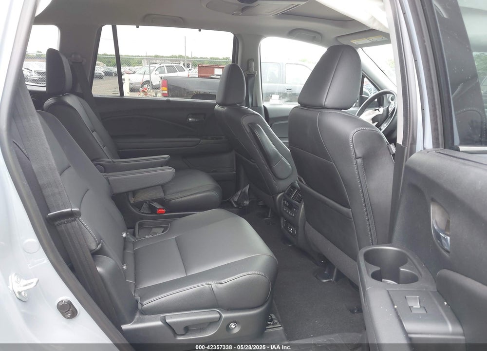 2022 HONDA PILOT VIN: 5FNYF6H68NB056077