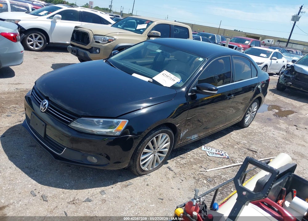 2011 VOLKSWAGEN JETTA VIN: 3VWLX7AJ0BM325091