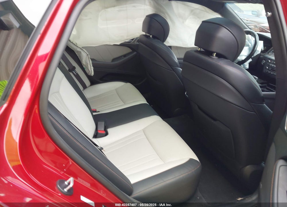 2018 GENESIS G80 3.3T SPORT VIN: KMHGN4JB7JU279816
