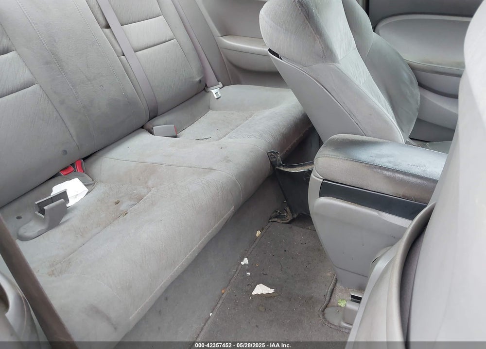2007 HONDA CIVIC LX VIN: 2HGFG12677H513699