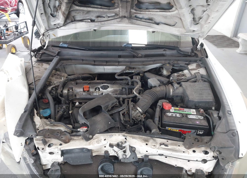 2010 HONDA ACCORD 2.4 LX VIN: 1HGCP2F36AA105581
