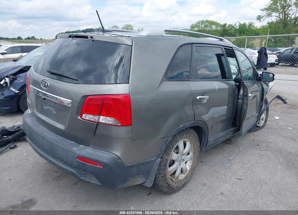 2012 KIA SORENTO VIN: 5XYKTDA67CG282453