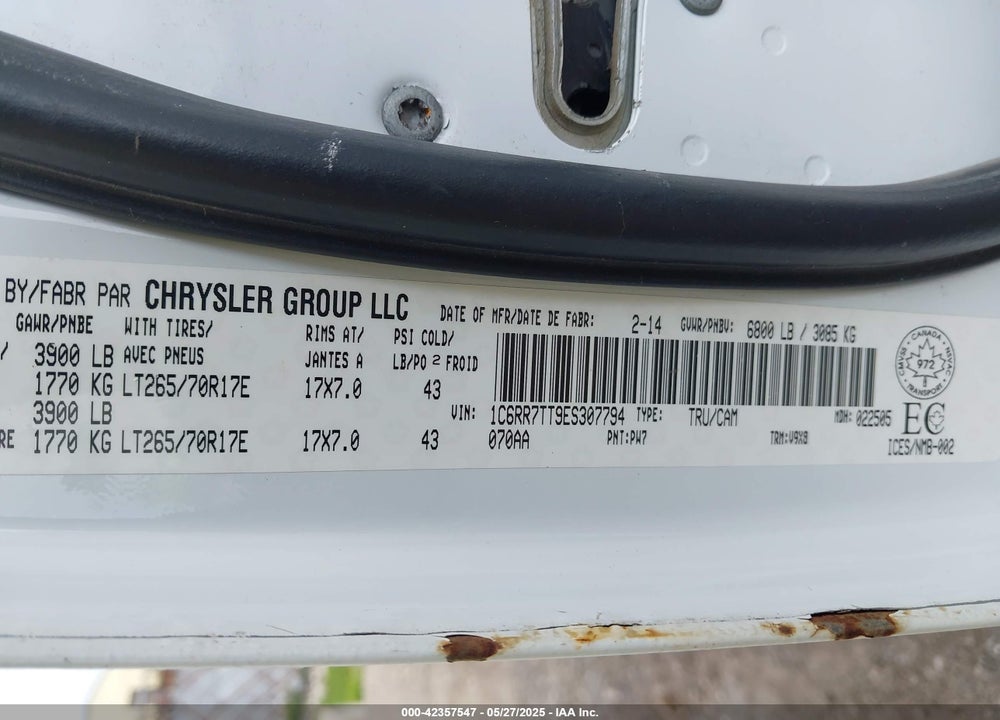2014 RAM 1500 VIN: 1C6RR7TT9ES307794