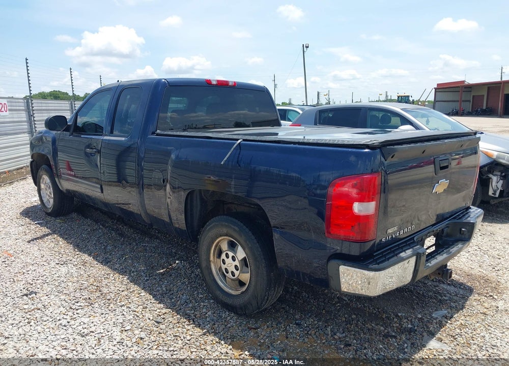 2011 CHEVROLET SILVERADO 1500 LT VIN: 1GCRCSE08BZ280414