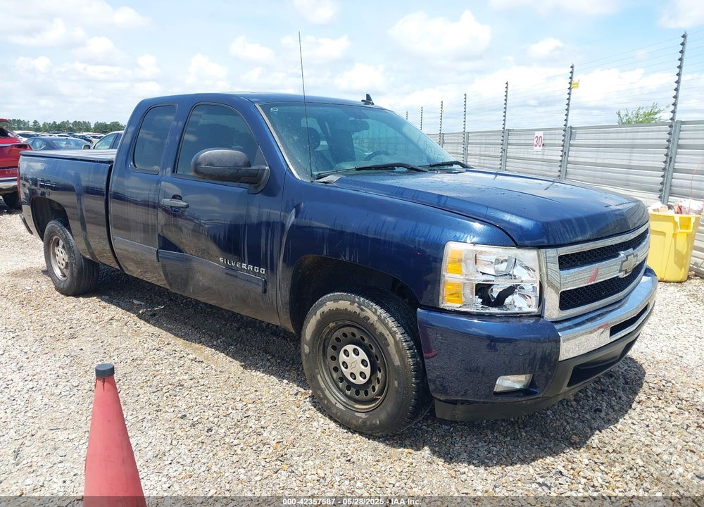 2011 CHEVROLET SILVERADO 1500 LT VIN: 1GCRCSE08BZ280414